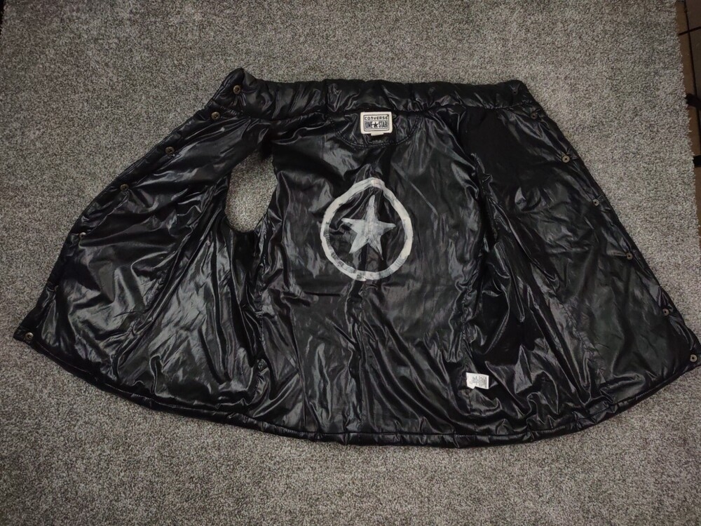 Converse Vest Women XL Black Shiny One Star Quilted Insulated Skater Fashion
